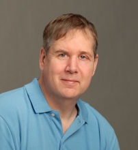 David H. Brainard, Associate Dean for the Natural Sciences and RRL Professor of Psychology